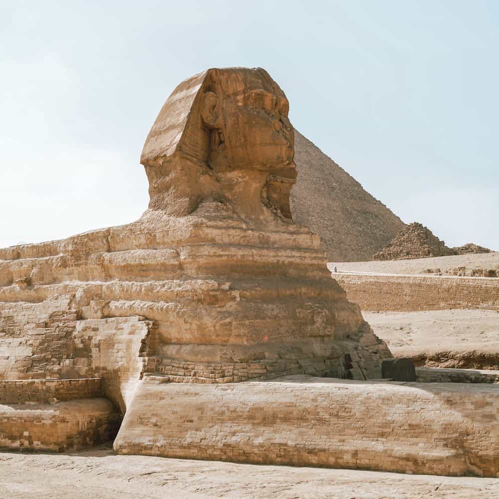 sphinx and pyramids if giza, thirat chakra